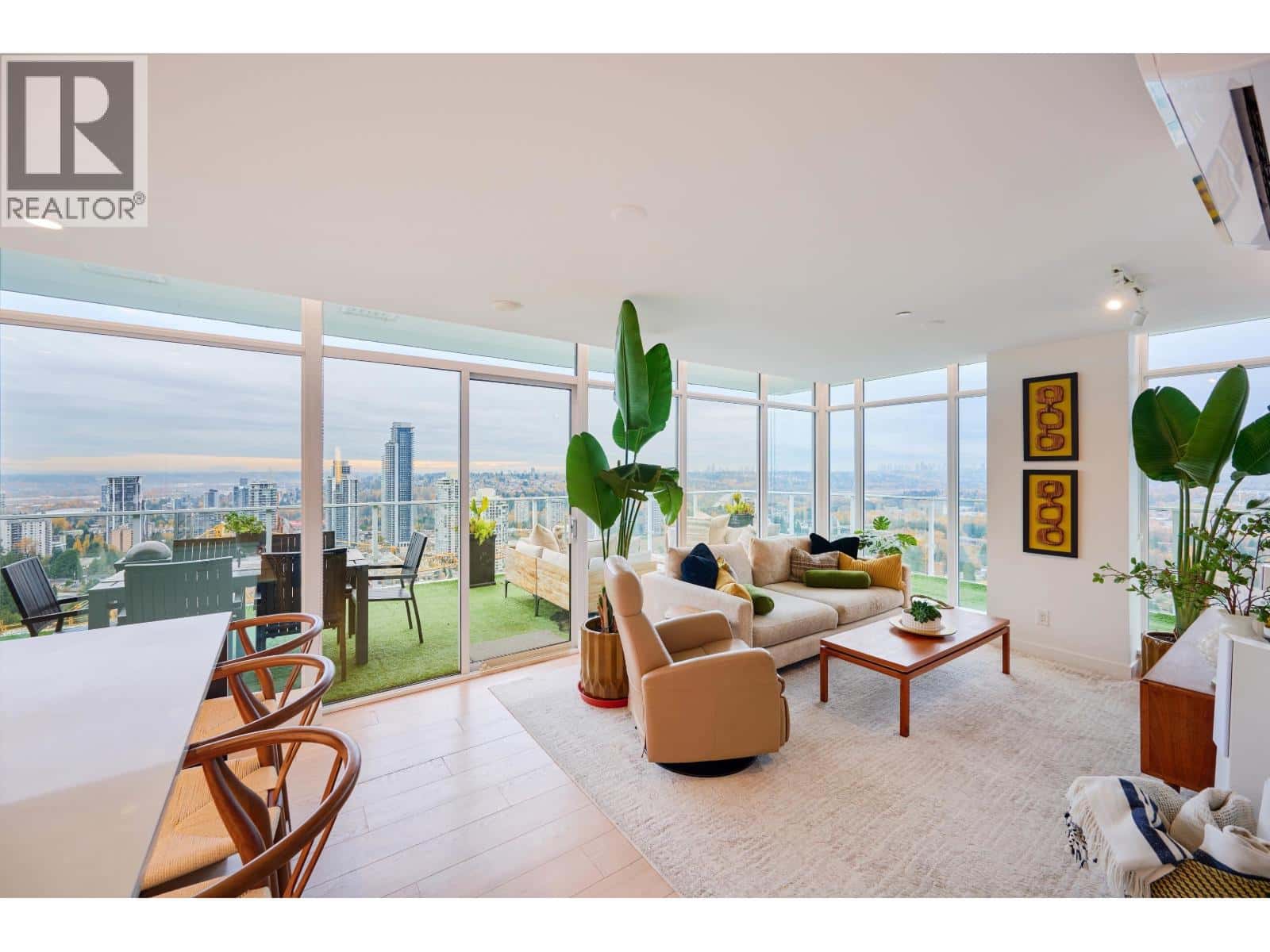 2802/03 652 WHITING WAY — Coquitlam - Photo 3 of 15