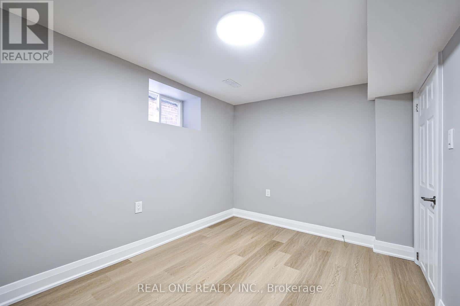 157 GLENHOLME AVENUE — Toronto (Oakwood Village) - Photo 3 of 50