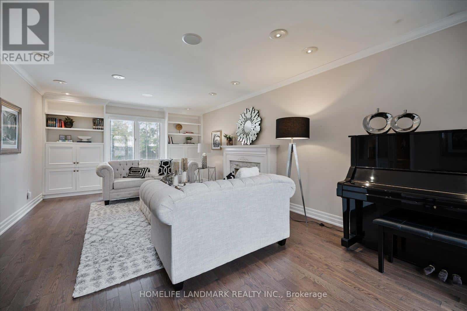 3 OLD ENGLISH LANE — Markham (Bayview Glen), Ontario - Photo 4 of 43