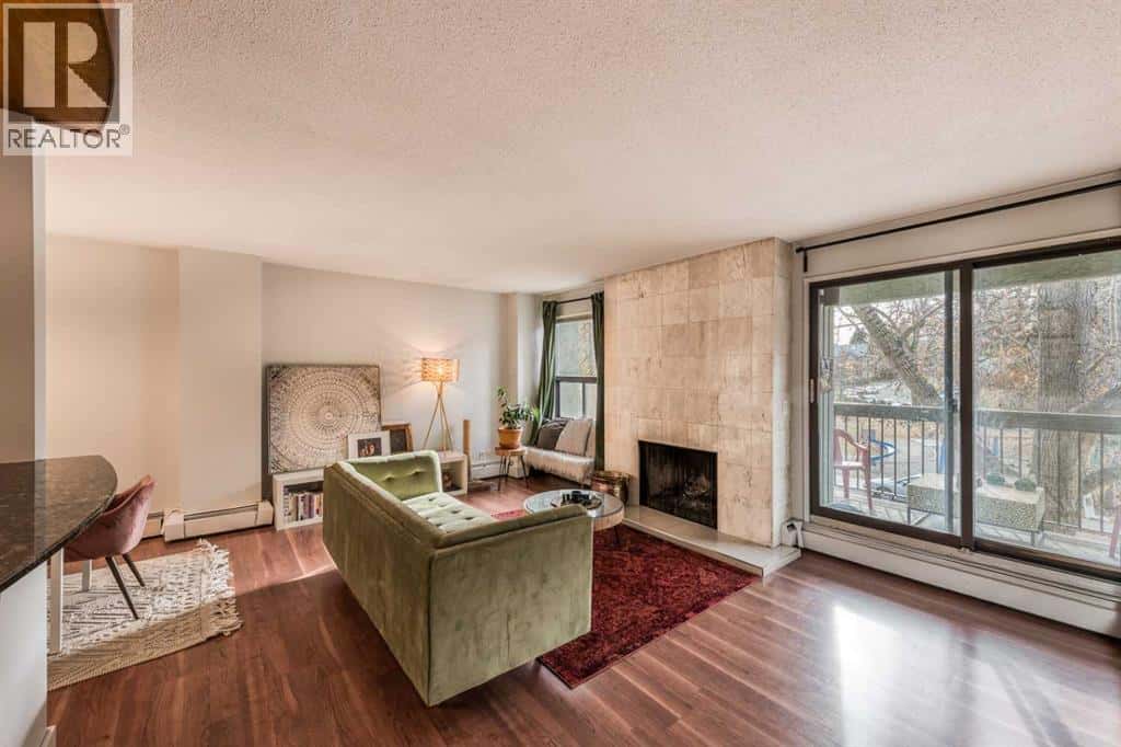 305, 626 24 Avenue SW — Calgary - Photo 3 of 31