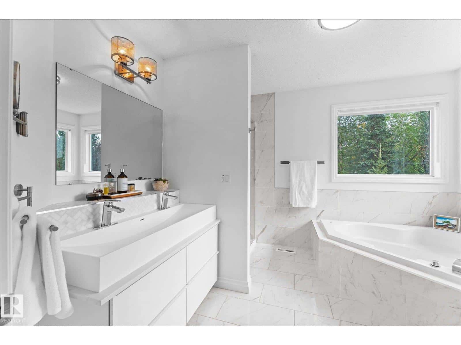 26 LINKSIDE WY — Spruce Grove - Photo 5 of 51