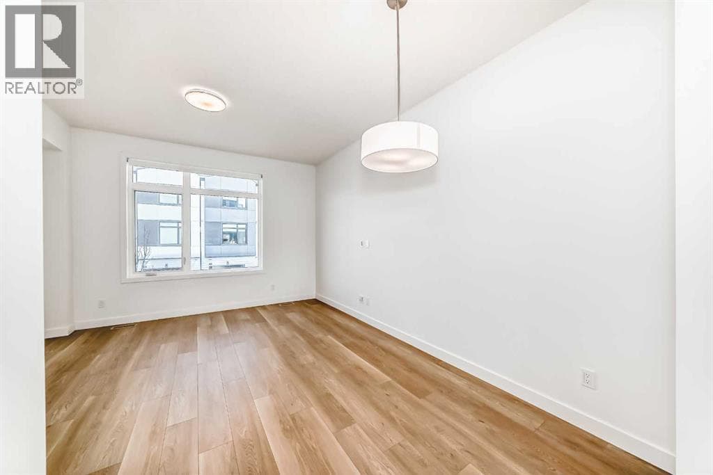 8508 21 Avenue SE — Calgary - Main photo