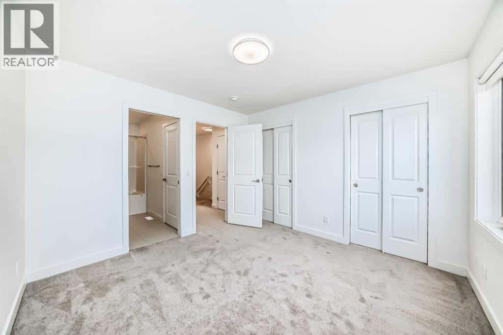 8508 21 Avenue SE — Calgary - Photo 4 of 43