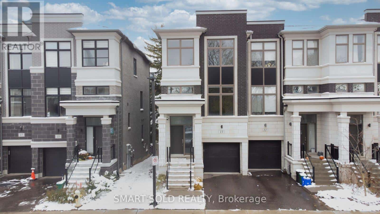 13 ARMILLO PLACE — Markham (Wismer) - Photo 3 of 47