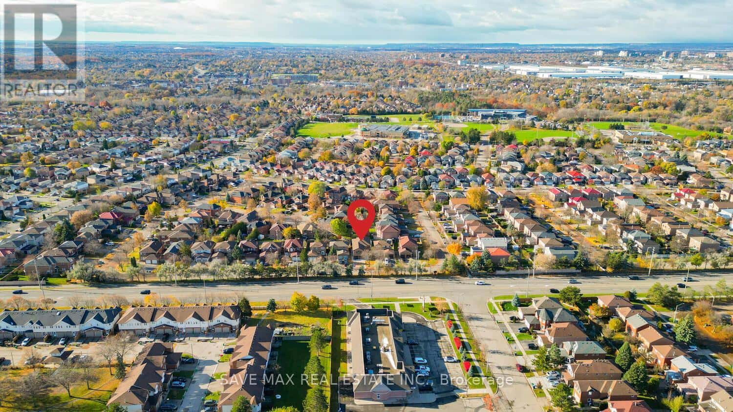 1612 MOONGATE CRESCENT E — Mississauga (East Credit) - Photo 5 of 48