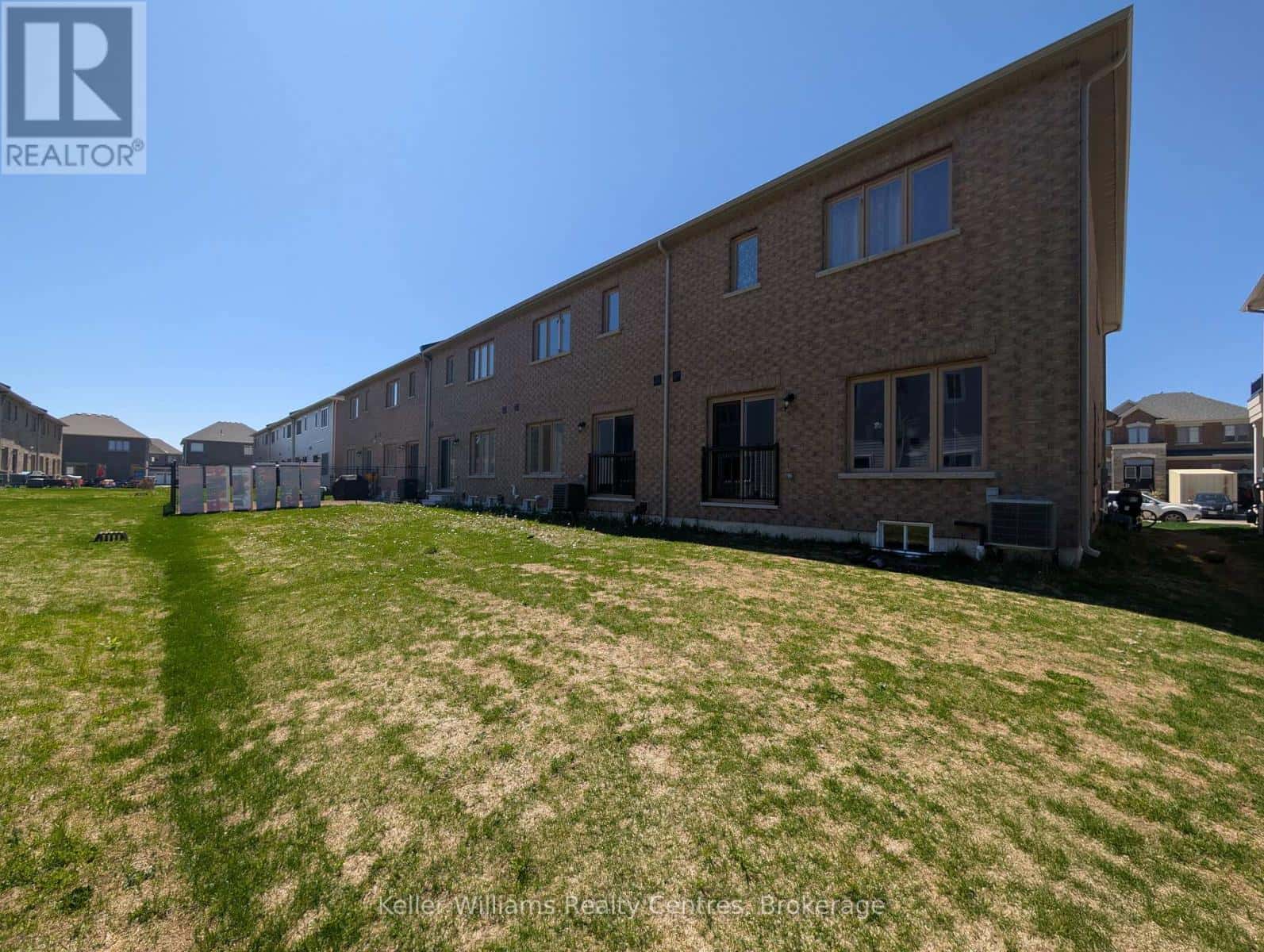 25 MACKENZIE STREET — Southgate - Photo 5 of 45