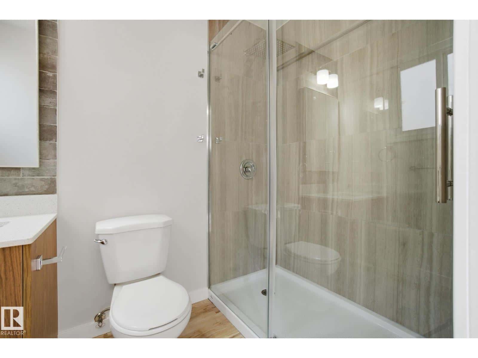 71 Lancaster TC NW — Edmonton - Photo 4 of 44