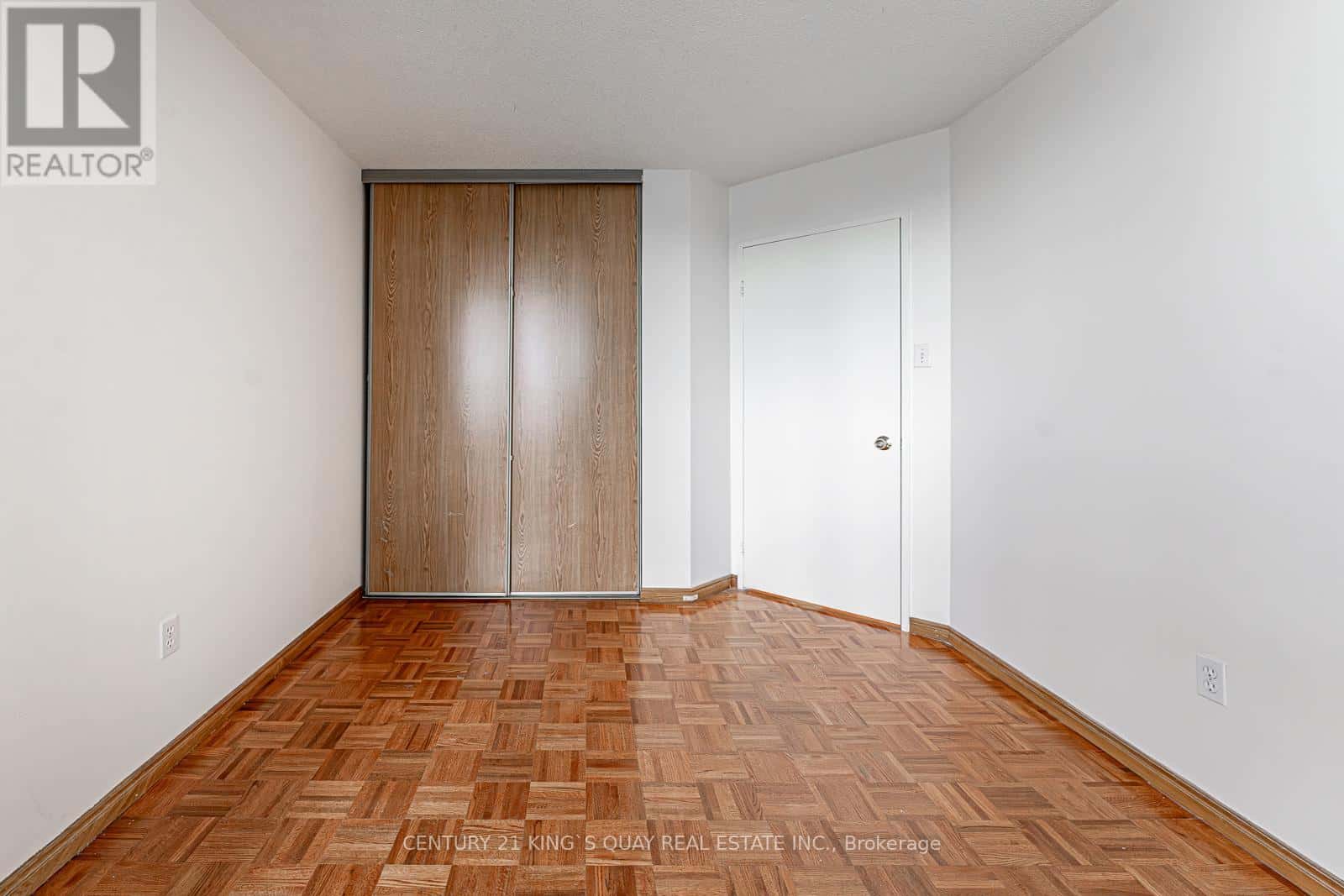 401 - 350 ALTON TOWERS CIRCLE — Toronto (Milliken) - Photo 5 of 37