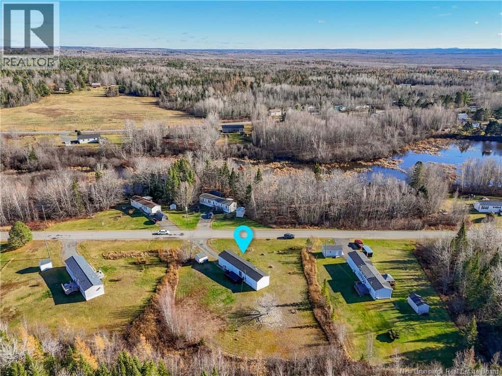 25 Crystal Drive — Waasis - Photo 2 of 32