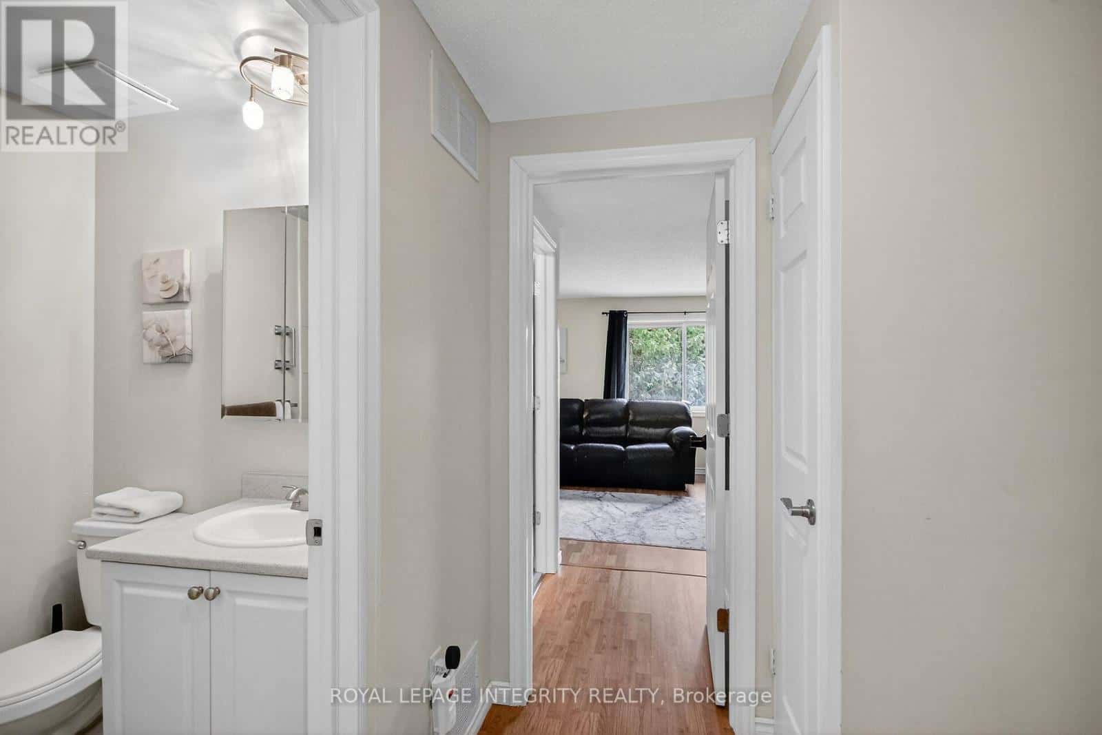 36 - 1867 SIMARD DRIVE — Ottawa, Ontario - Photo 2 of 28