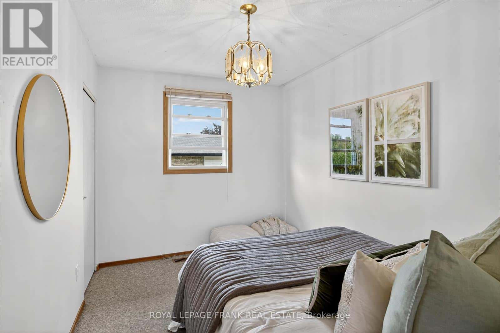 393 SOUTHPARK DRIVE — Peterborough (Ashburnham Ward 4), Ontario - Photo 4 of 39