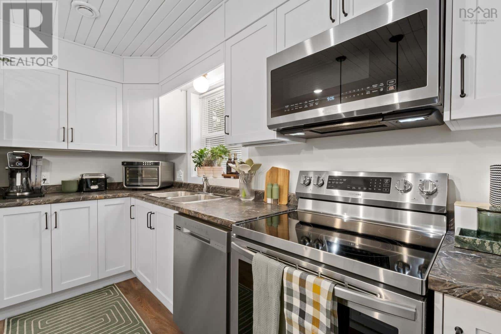 273 Meek Arm Trail — Mount Uniacke - Photo 3 of 46