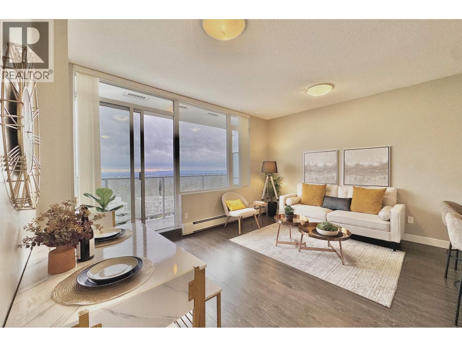 1103 9025 HIGHLAND COURT — Burnaby - Main photo