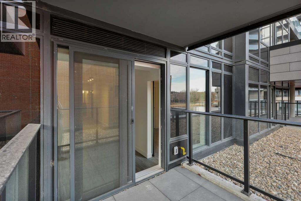 207, 730 2 Avenue SW — Calgary, Alberta - Main photo