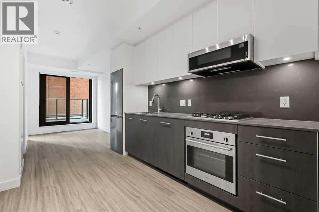 207, 730 2 Avenue SW — Calgary, Alberta - Photo 4 of 33