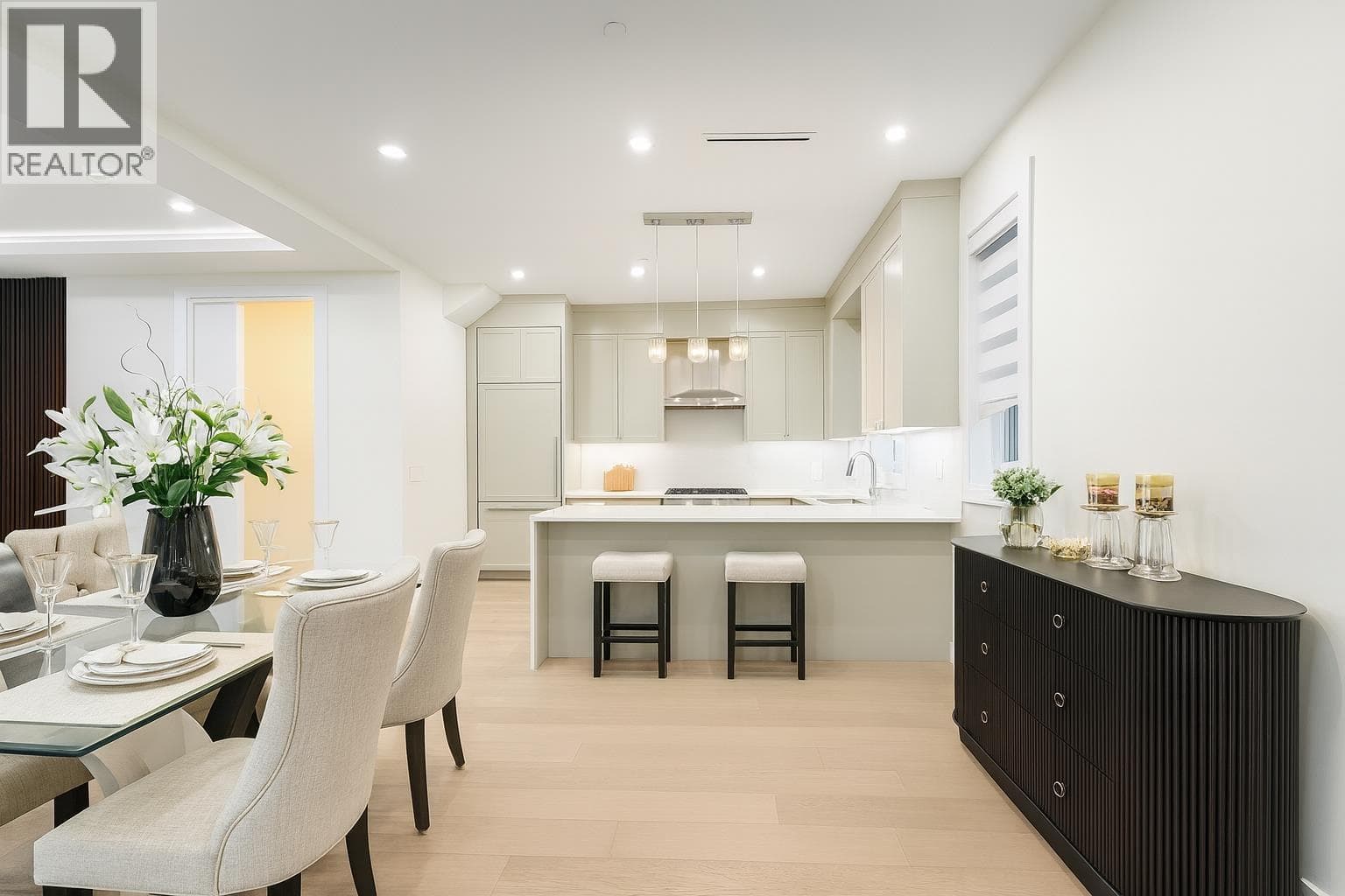 1 4650 GOTHARD STREET — Vancouver - Main photo