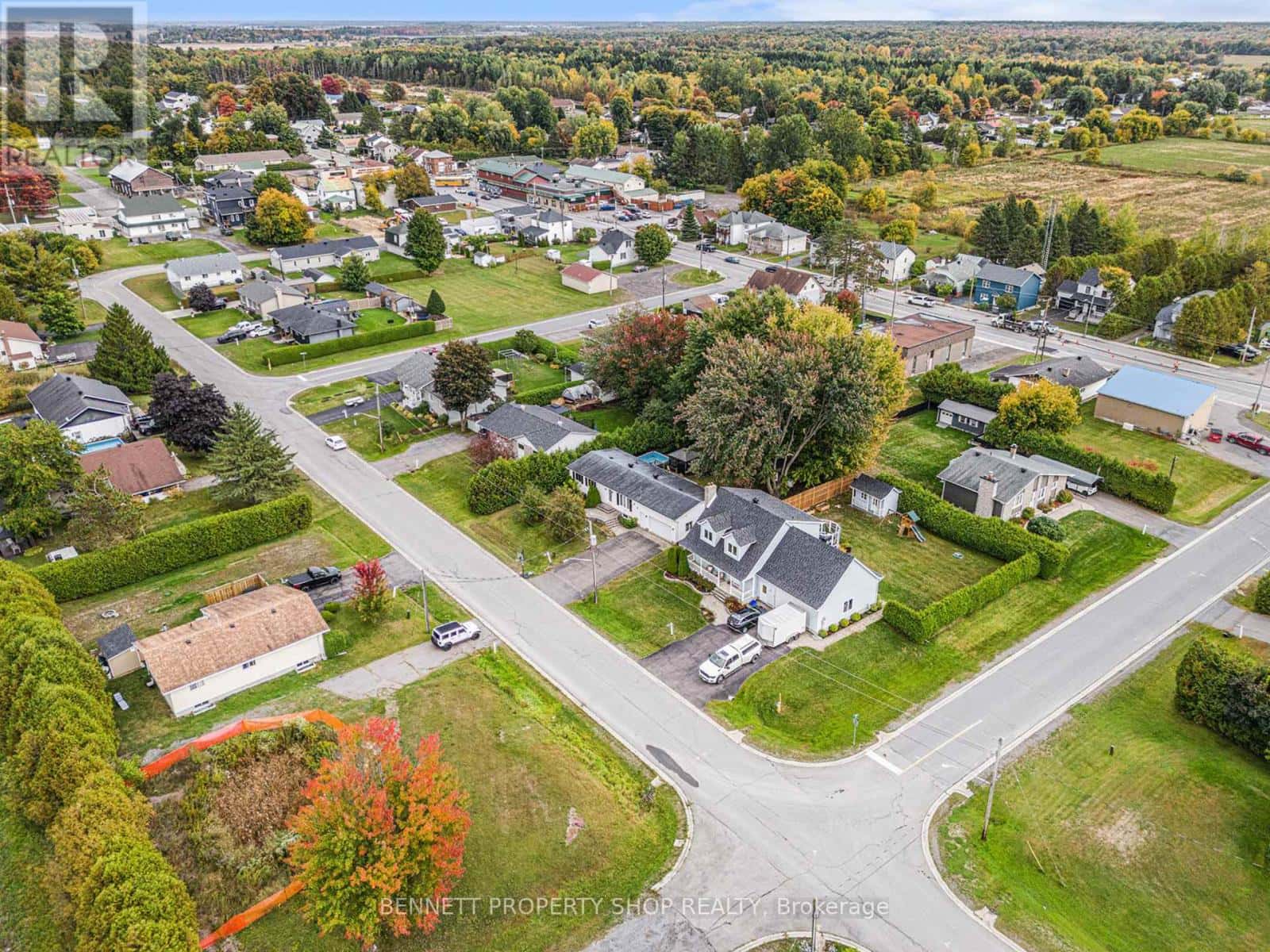 15 MAISONNEUVE STREET — Clarence-Rockland - Photo 2 of 39
