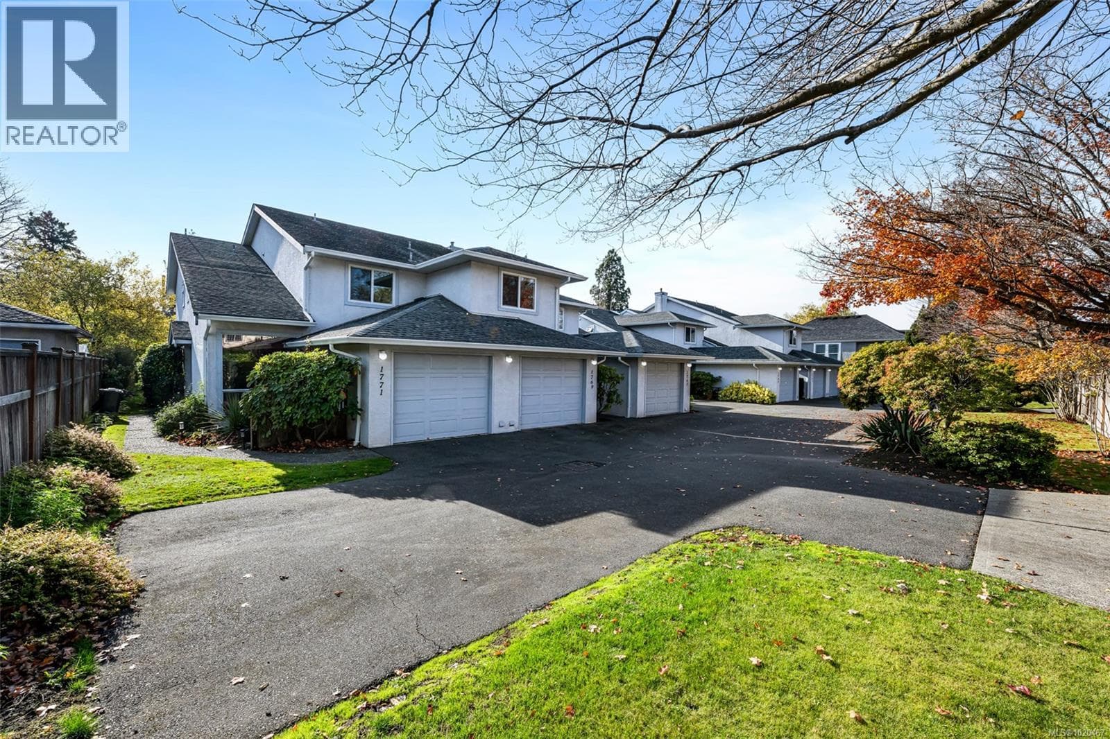 1769 Bay St — Victoria - Main photo