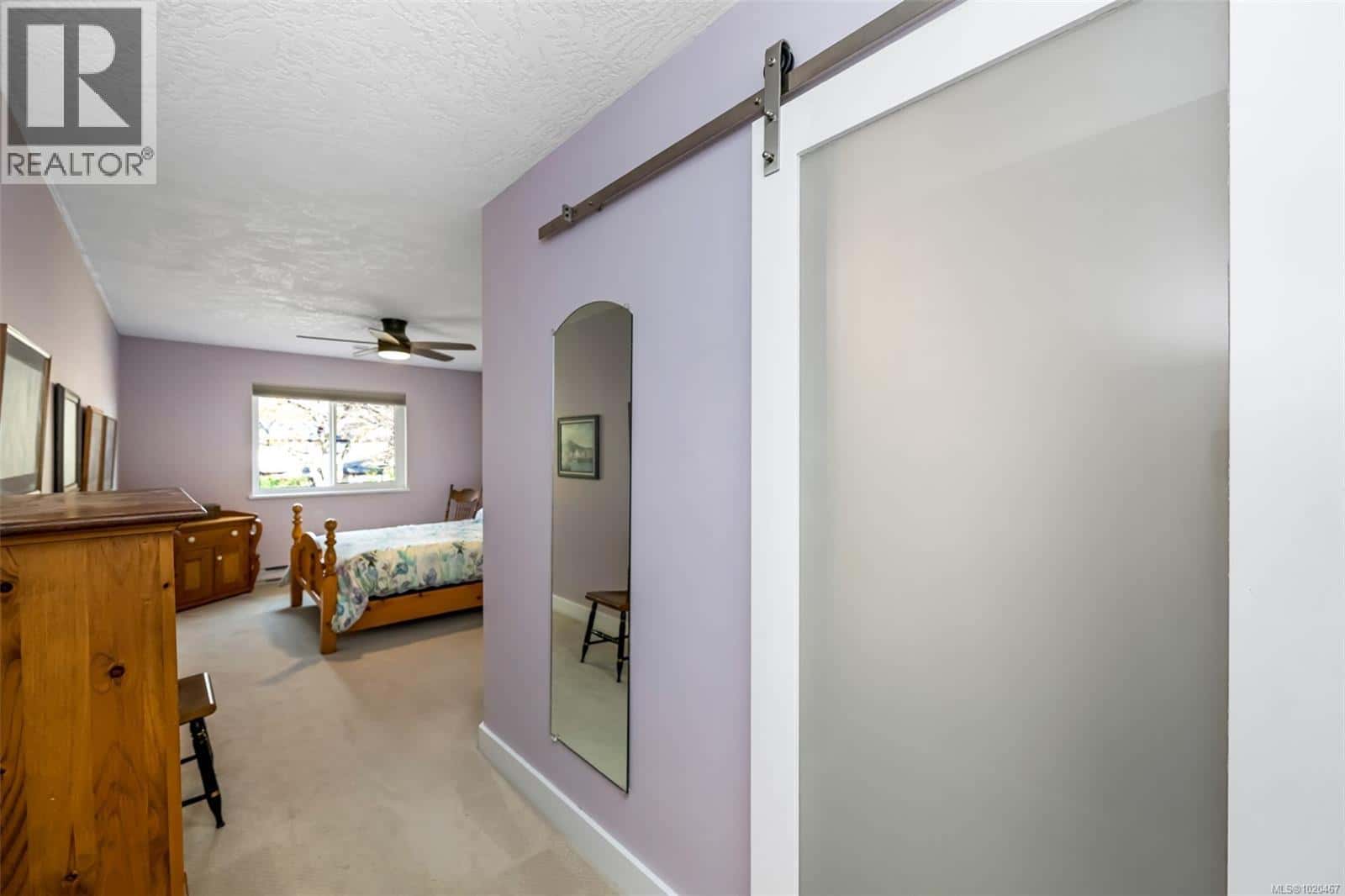 1769 Bay St — Victoria - Photo 3 of 41