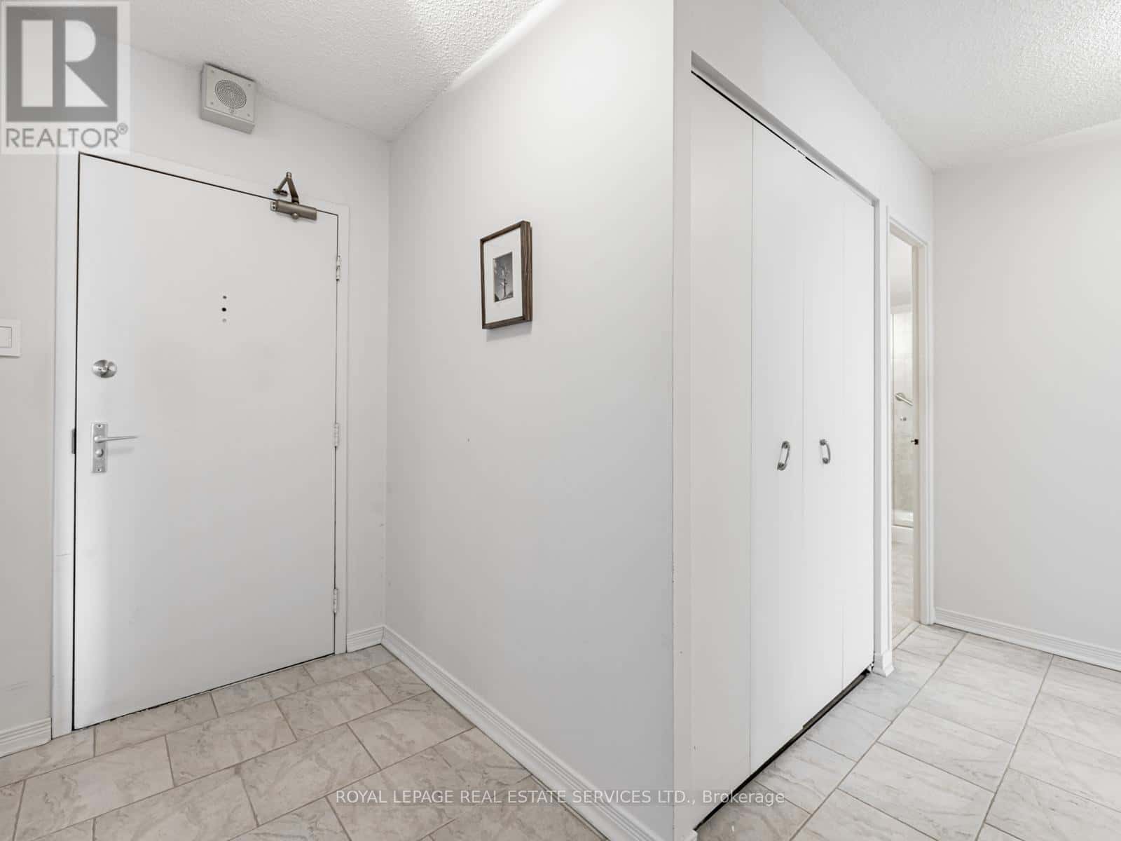 205 - 44 FALBY COURT — Ajax (South East) - Photo 3 of 30