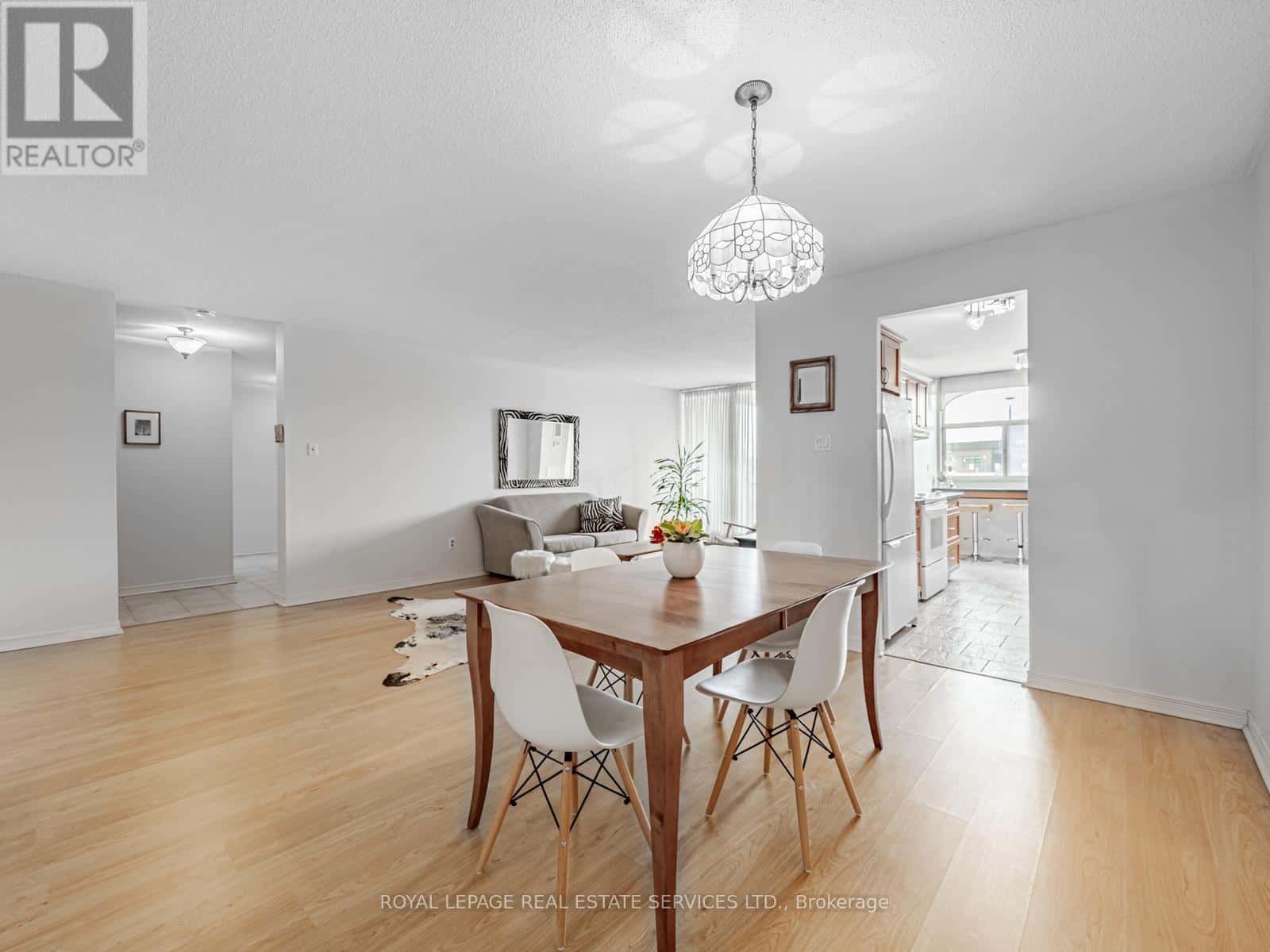 205 - 44 FALBY COURT — Ajax (South East) - Photo 2 of 30