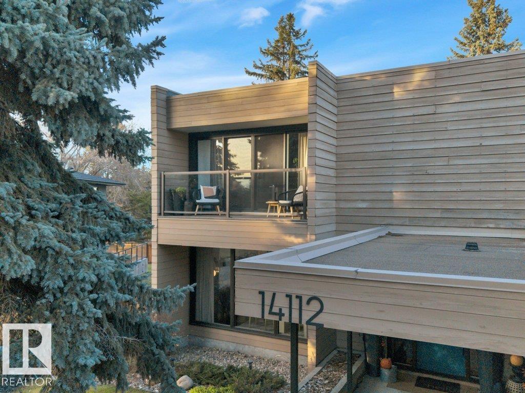 14112 59 AV NW — Edmonton - Photo 2 of 75
