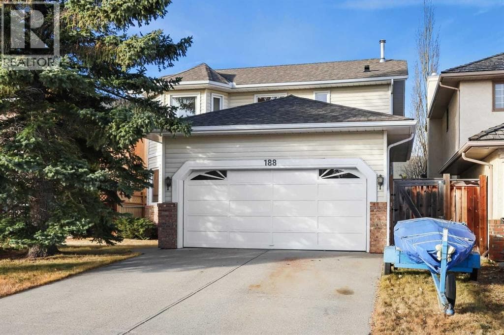 188 Christie Park Hill SW — Calgary, Alberta - Main photo