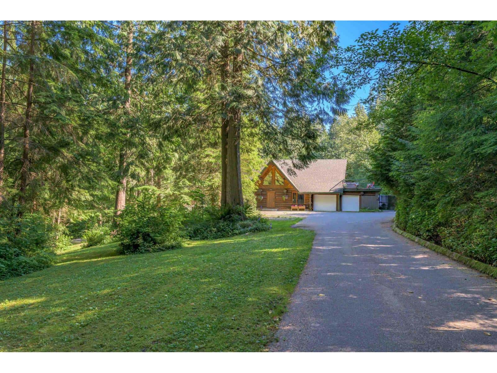 11108 GREENWOOD DRIVE — Mission, British Columbia - Photo 2 of 40