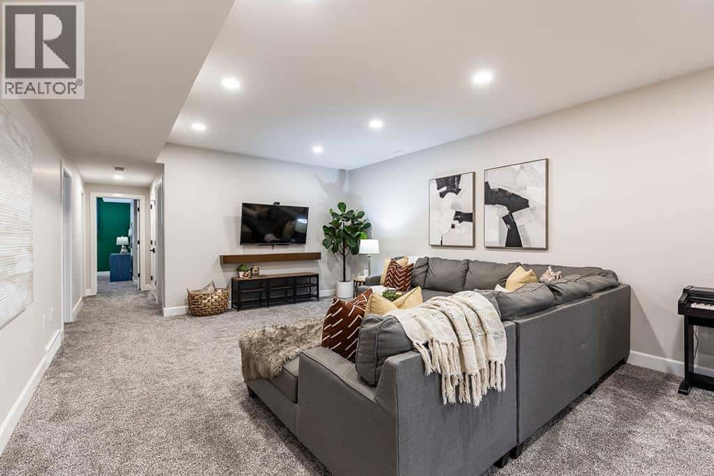 87, 12107 Range Road 74 — Rural Cypress County - Photo 2 of 50