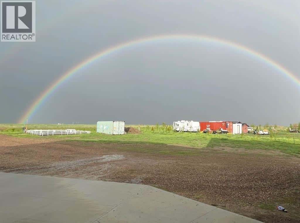 87, 12107 Range Road 74 — Rural Cypress County - Photo 4 of 50