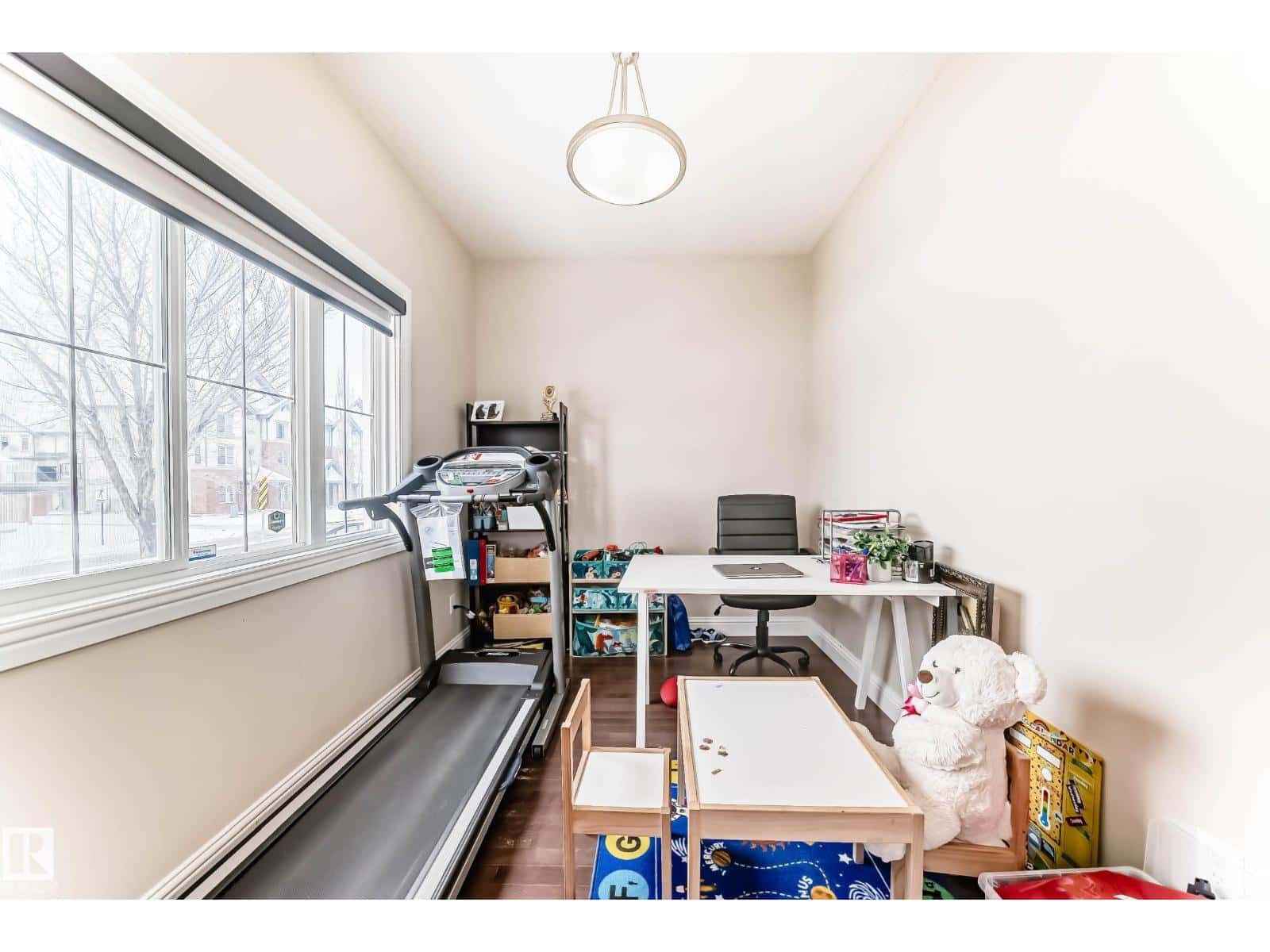 6159 12 AV SW SW — Edmonton - Photo 2 of 53