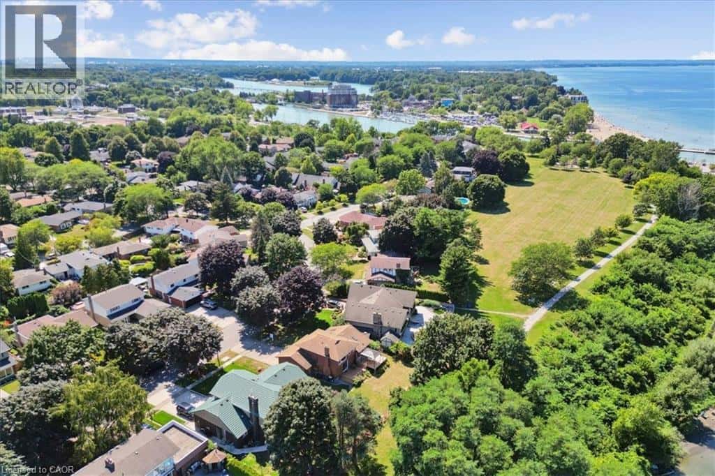 93 WESTGATE PARK Drive — St. Catharines - Photo 5 of 49