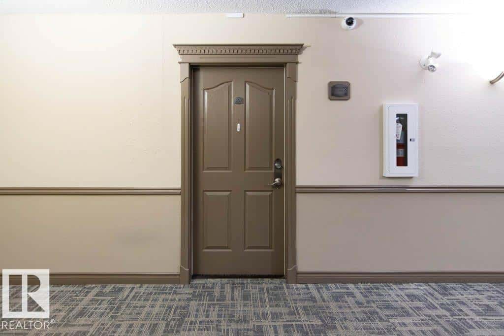 #239 279 SUDER GREENS DR NW — Edmonton - Photo 2 of 35