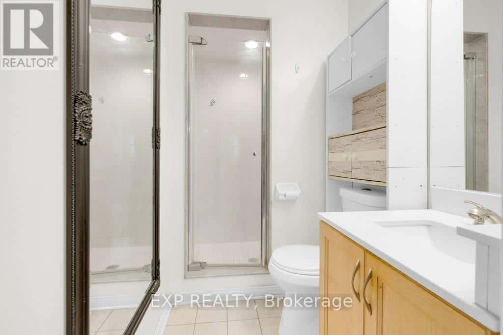 13 - 7035 REXWOOD ROAD — Mississauga (Malton), Ontario - Photo 3 of 20