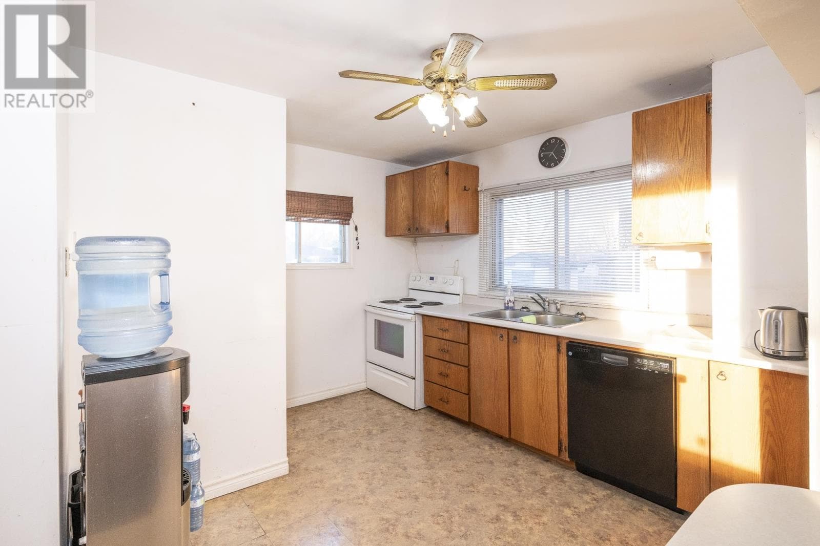 237 Amelia ST W — Thunder Bay - Main photo