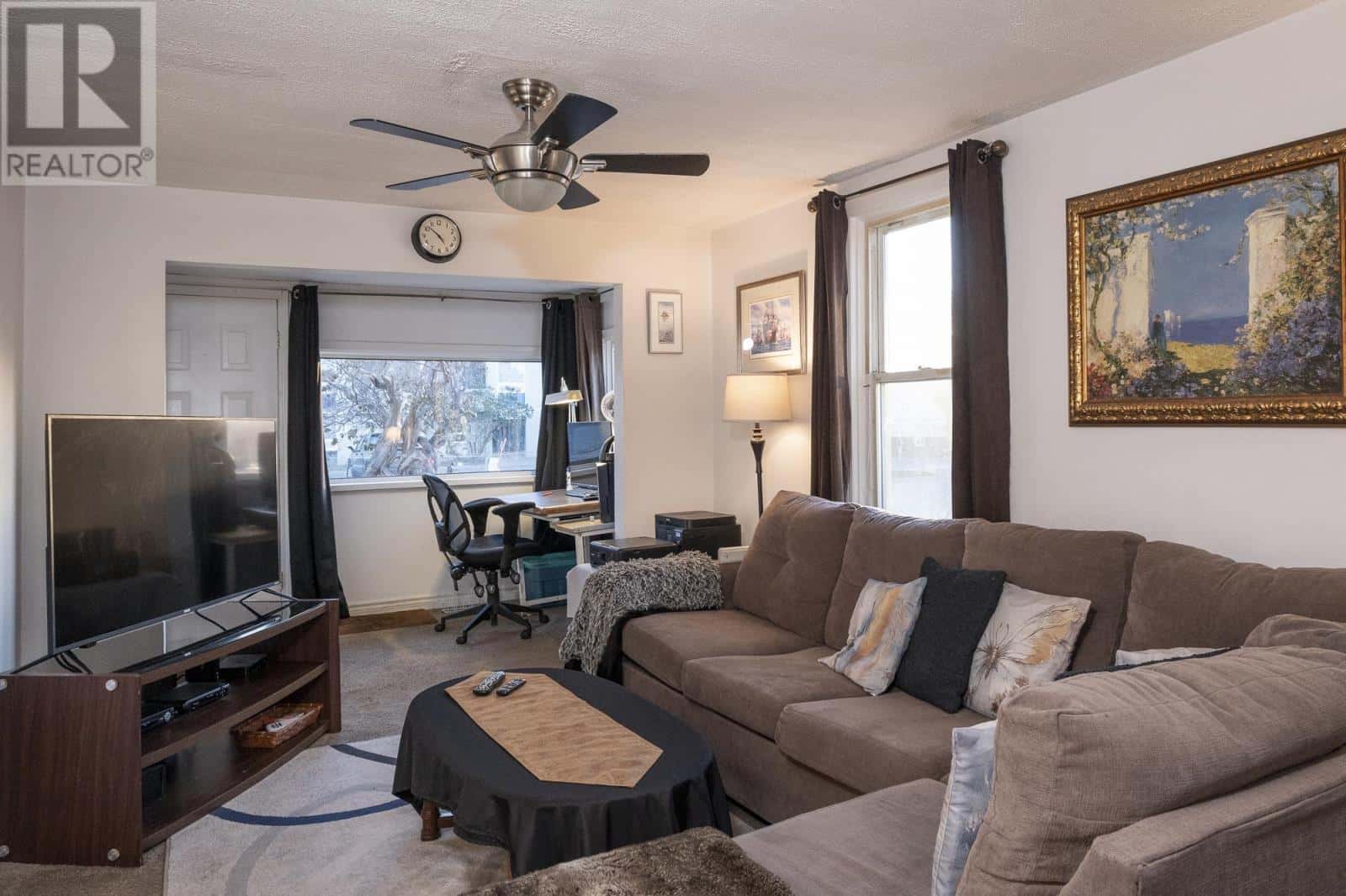 237 Amelia ST W — Thunder Bay - Photo 3 of 35