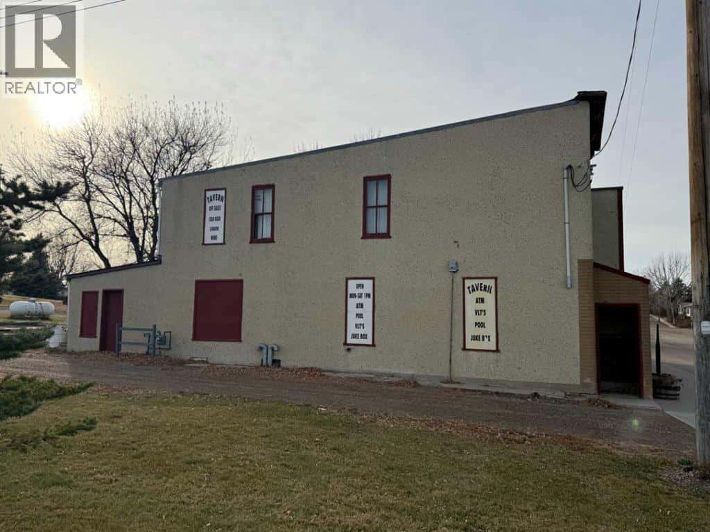 112 1 Street N — Lomond - Photo 4 of 6