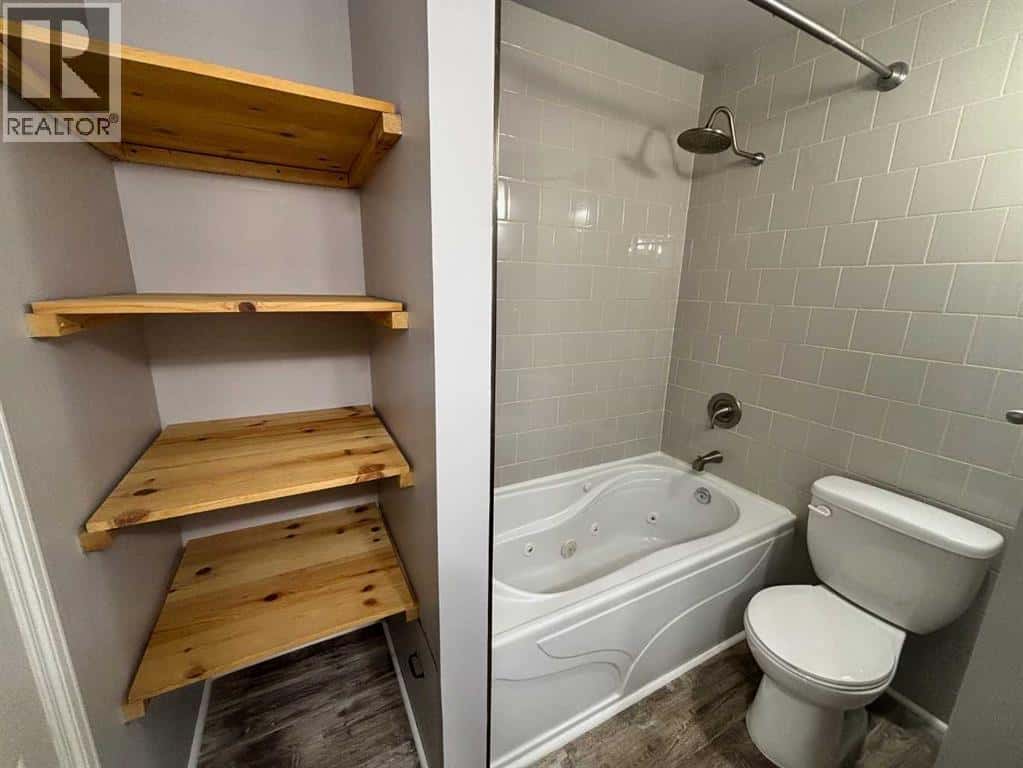 4914 59 Street — Athabasca - Photo 3 of 32