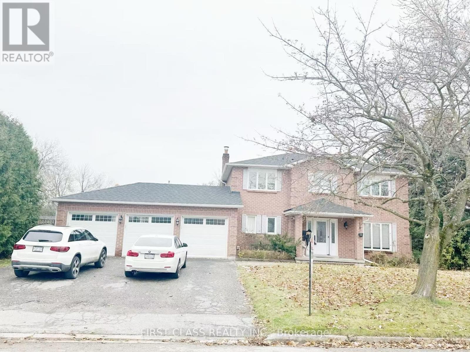3 VERONICA CRESCENT — East Gwillimbury (Sharon) - Main photo