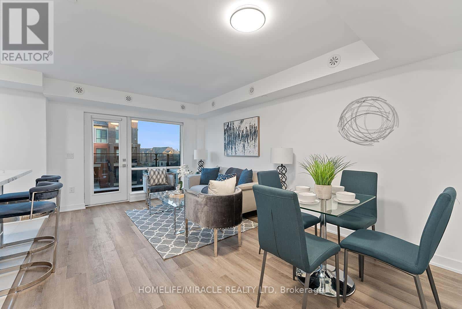 11 - 195 VETERANS DRIVE — Brampton (Northwest Brampton), Ontario - Photo 5 of 36