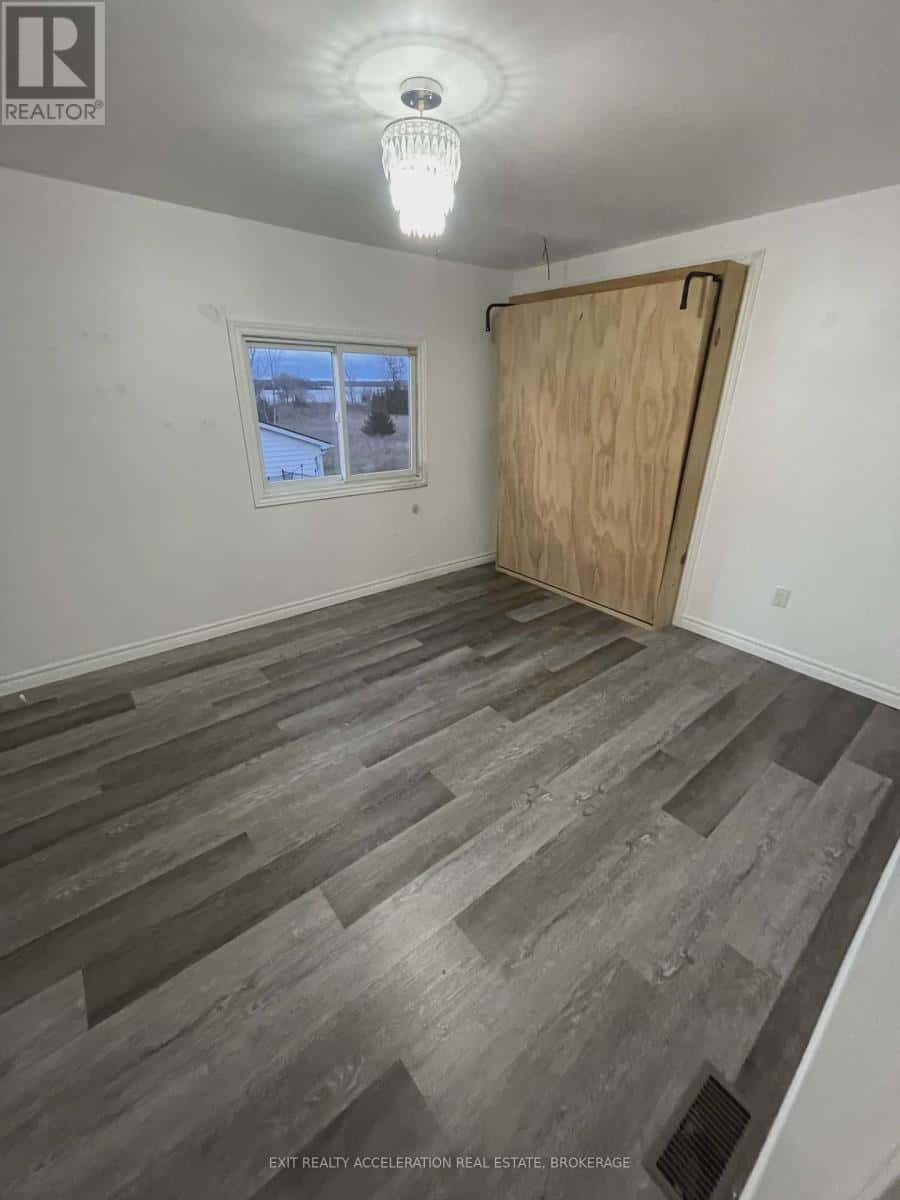 38 MAIN STREET — Deseronto (Deseronto (Town)) - Photo 5 of 10