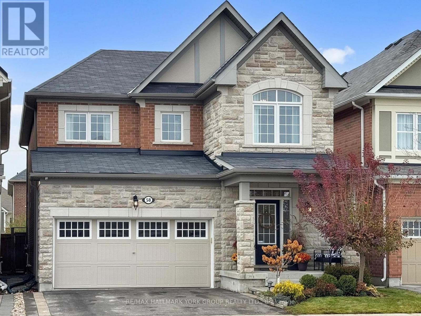 58 CLIFFORD DALTON DRIVE — Aurora - Main photo