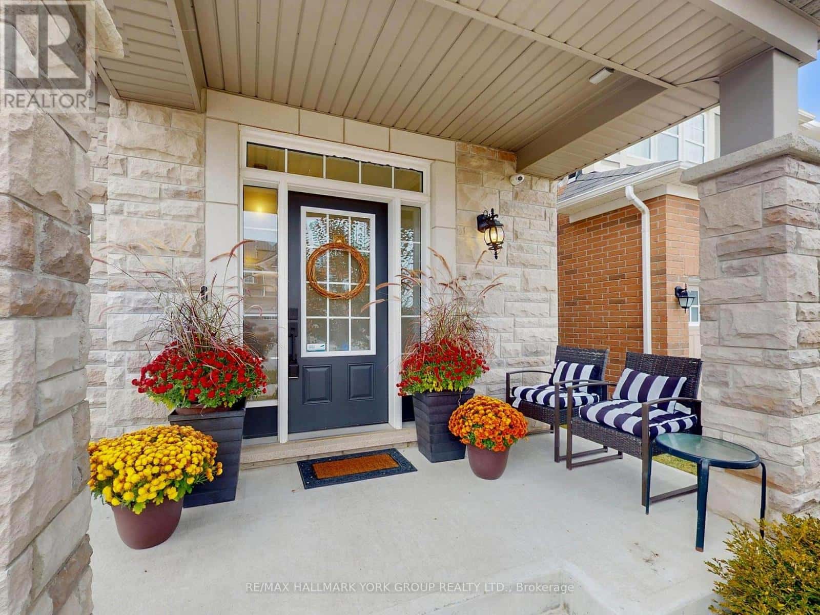 58 CLIFFORD DALTON DRIVE — Aurora - Photo 3 of 49