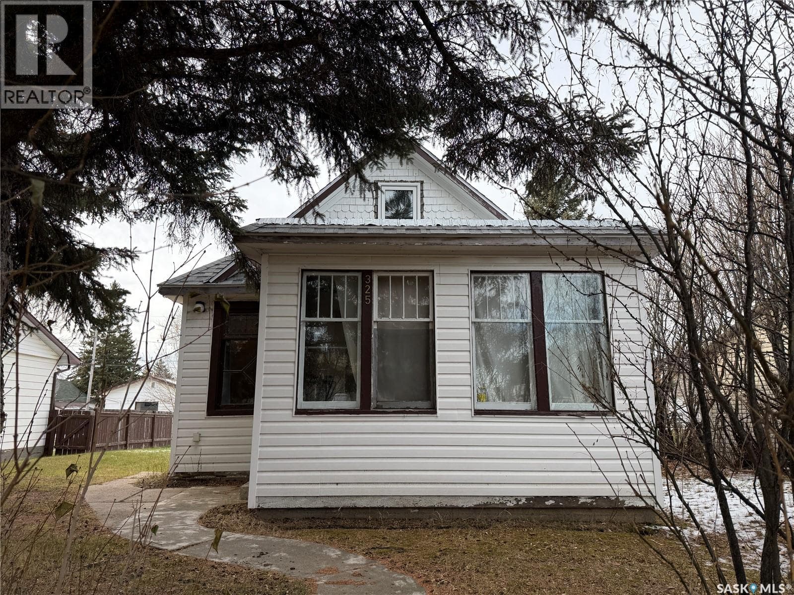 325 Manitoba STREET — Melville, Saskatchewan - Main photo
