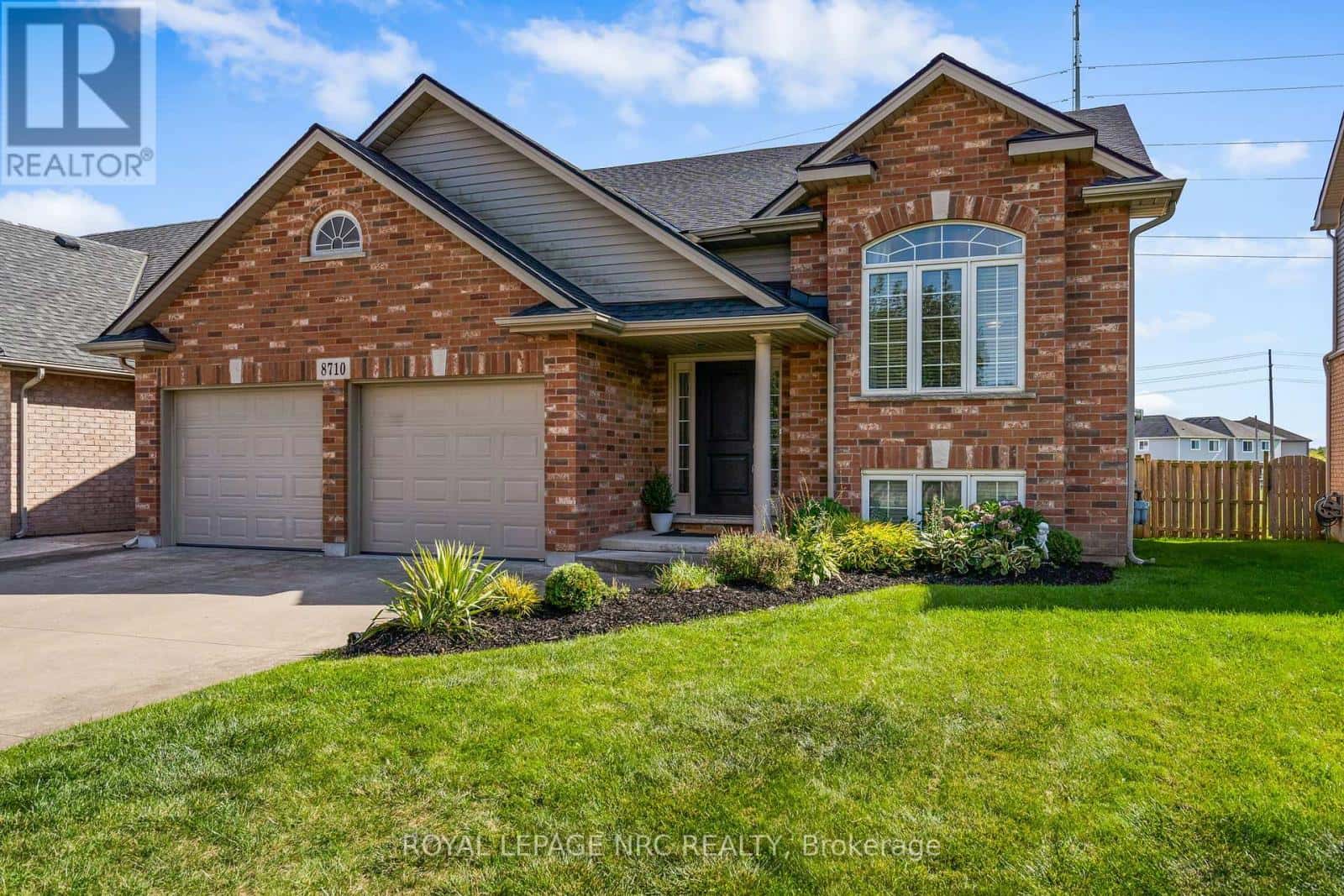 8710 MILOMIR STREET — Niagara Falls (Forestview), Ontario - Photo 3 of 40