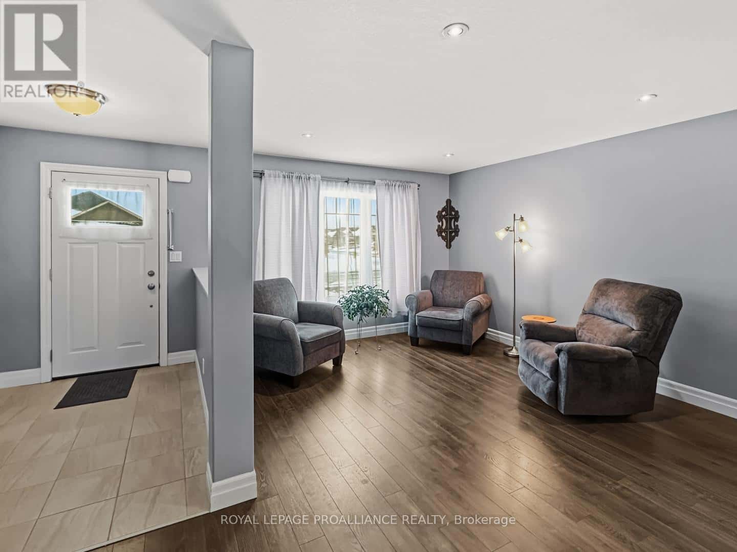 8 TESSA BOULEVARD — Belleville (Belleville Ward) - Photo 5 of 34