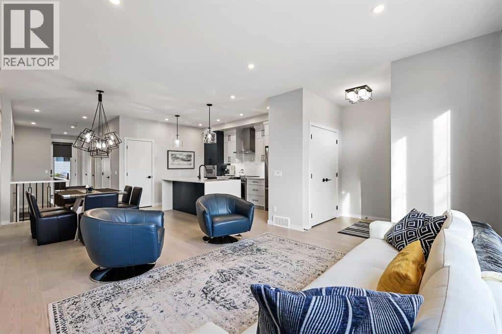 709 Marine Drive SE — Calgary - Photo 5 of 49