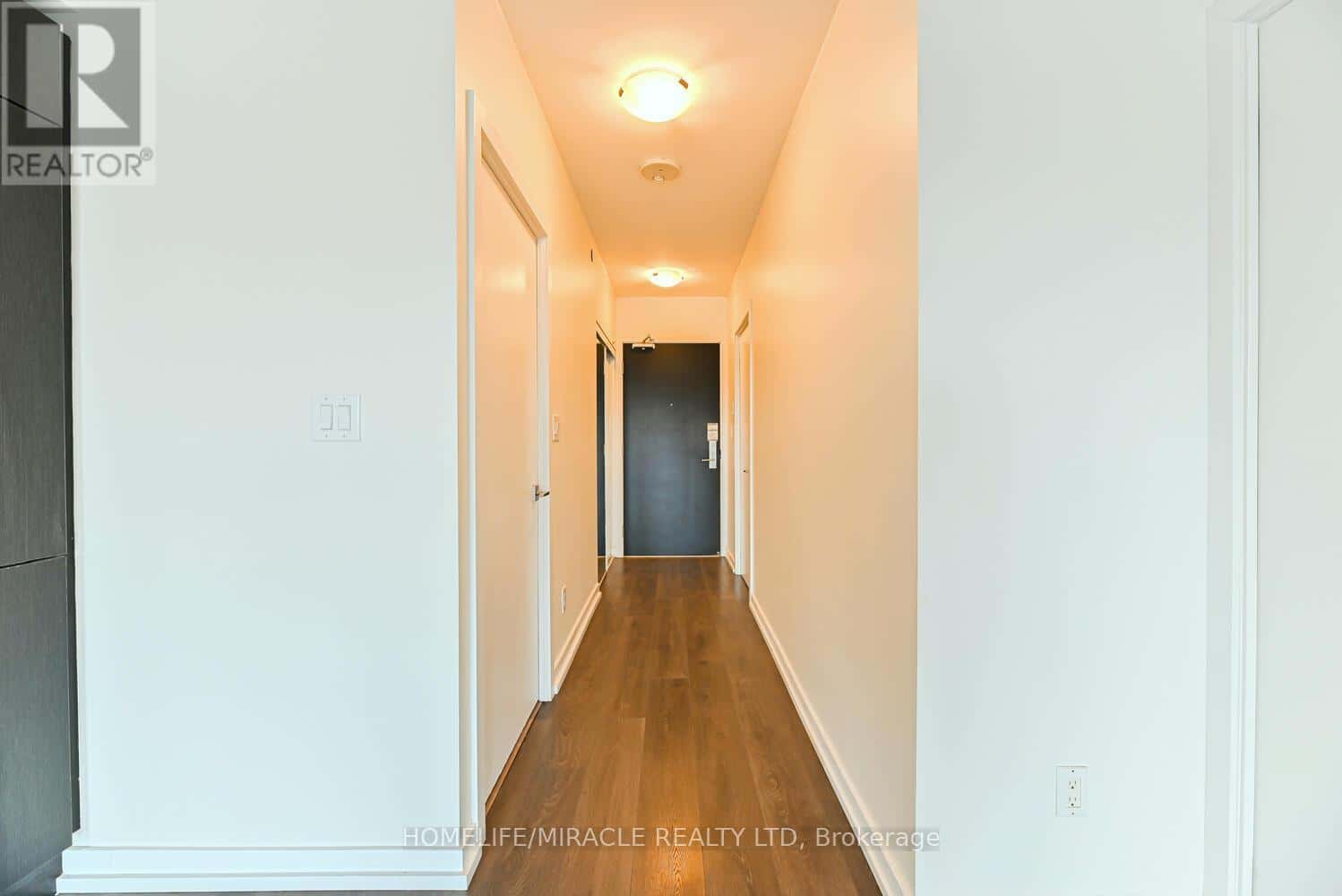 604 - 159 WELLESLEY STREET E — Toronto (Cabbagetown-South St. James Town) - Photo 5 of 37