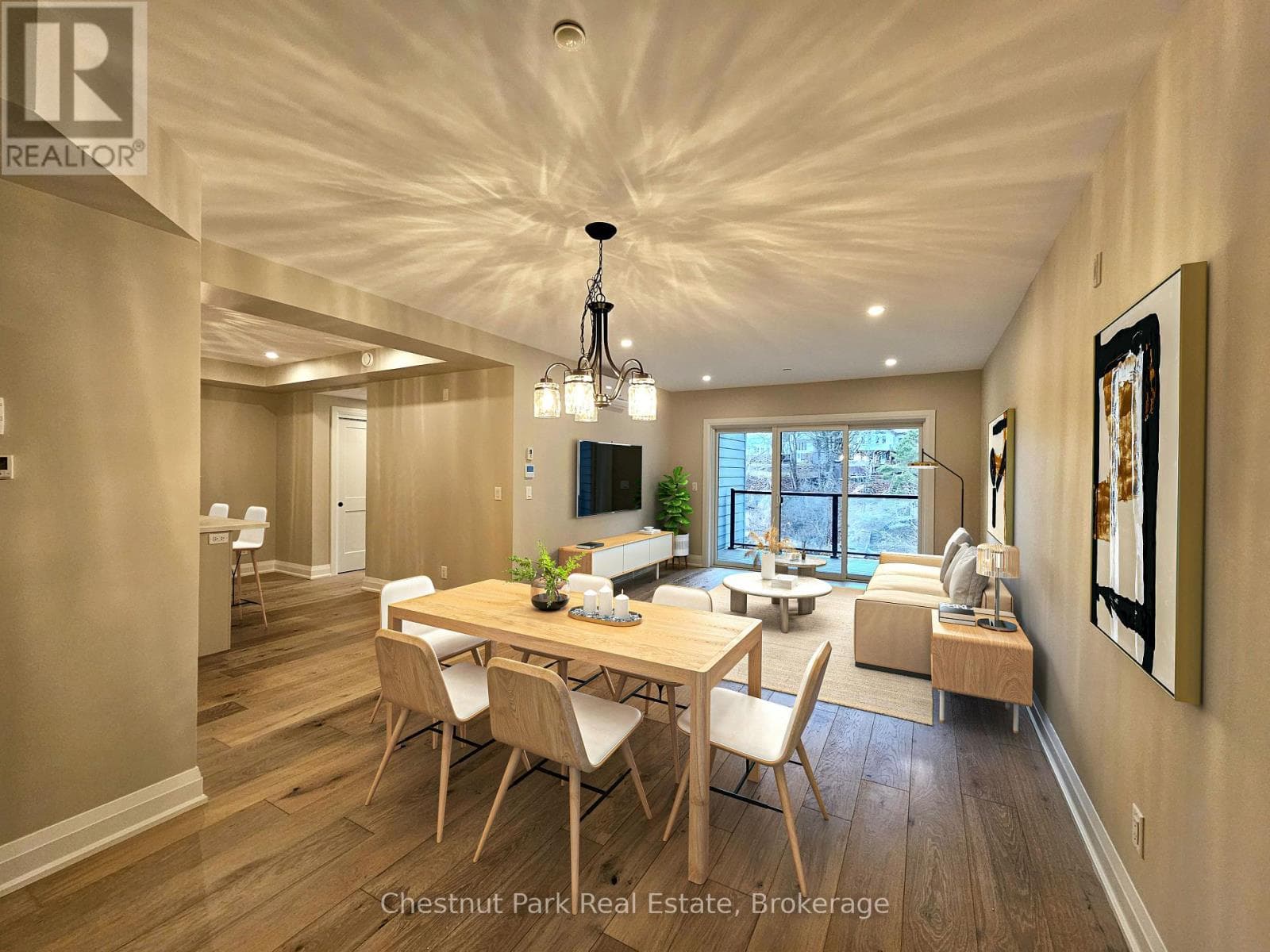 301 - 200 ANGLO STREET — Bracebridge (Macaulay) - Main photo