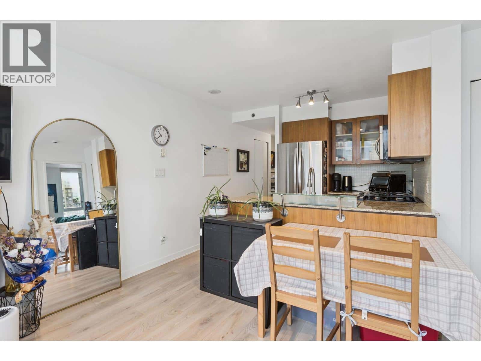 1101 822 SEYMOUR STREET — Vancouver - Photo 5 of 27